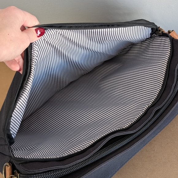 PKG | Black XPKG Travel Laptop Bag, Tan Faux Leather Handles - Picture 7 of 16